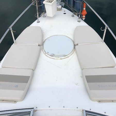 Hotel Superbe Bateau « Le Nanylia » Boulogne-sur-Mer Zewnętrze zdjęcie